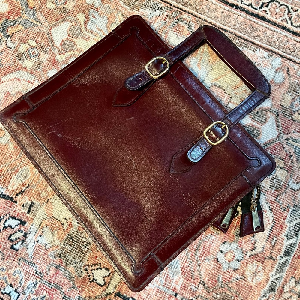 Vintage mahogany leather bag